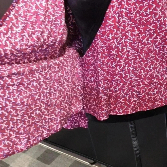 Talbots Petite V-neck Wrap blouse,long sleeve elastic back waist,pattern - Picture 5 of 11